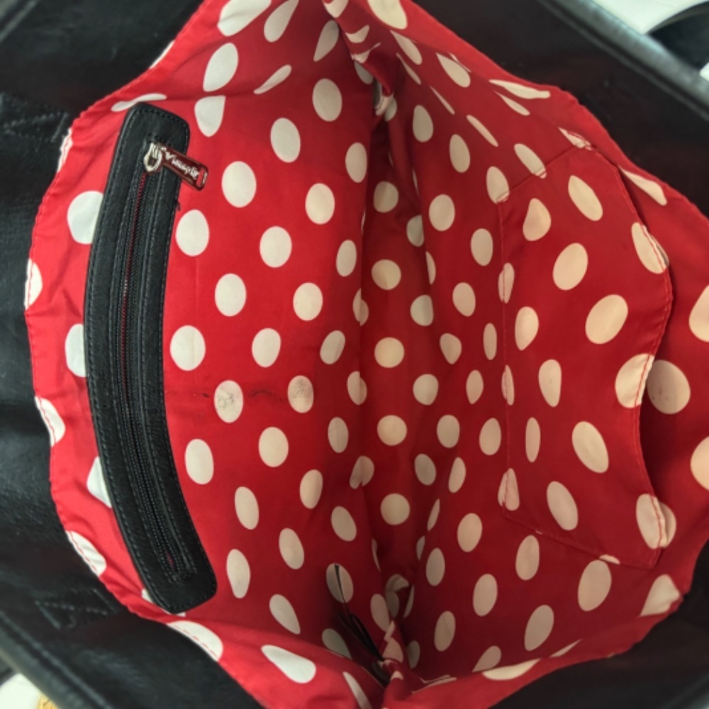 LOUNGEFLY x Disney Mickey Mouse and Minnie Mouse Tote Black Red - Picture 3 of 6